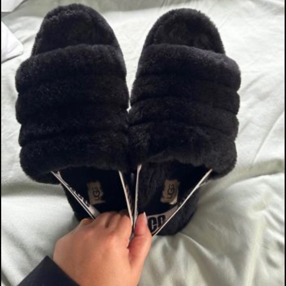 Women’s ugh slippers